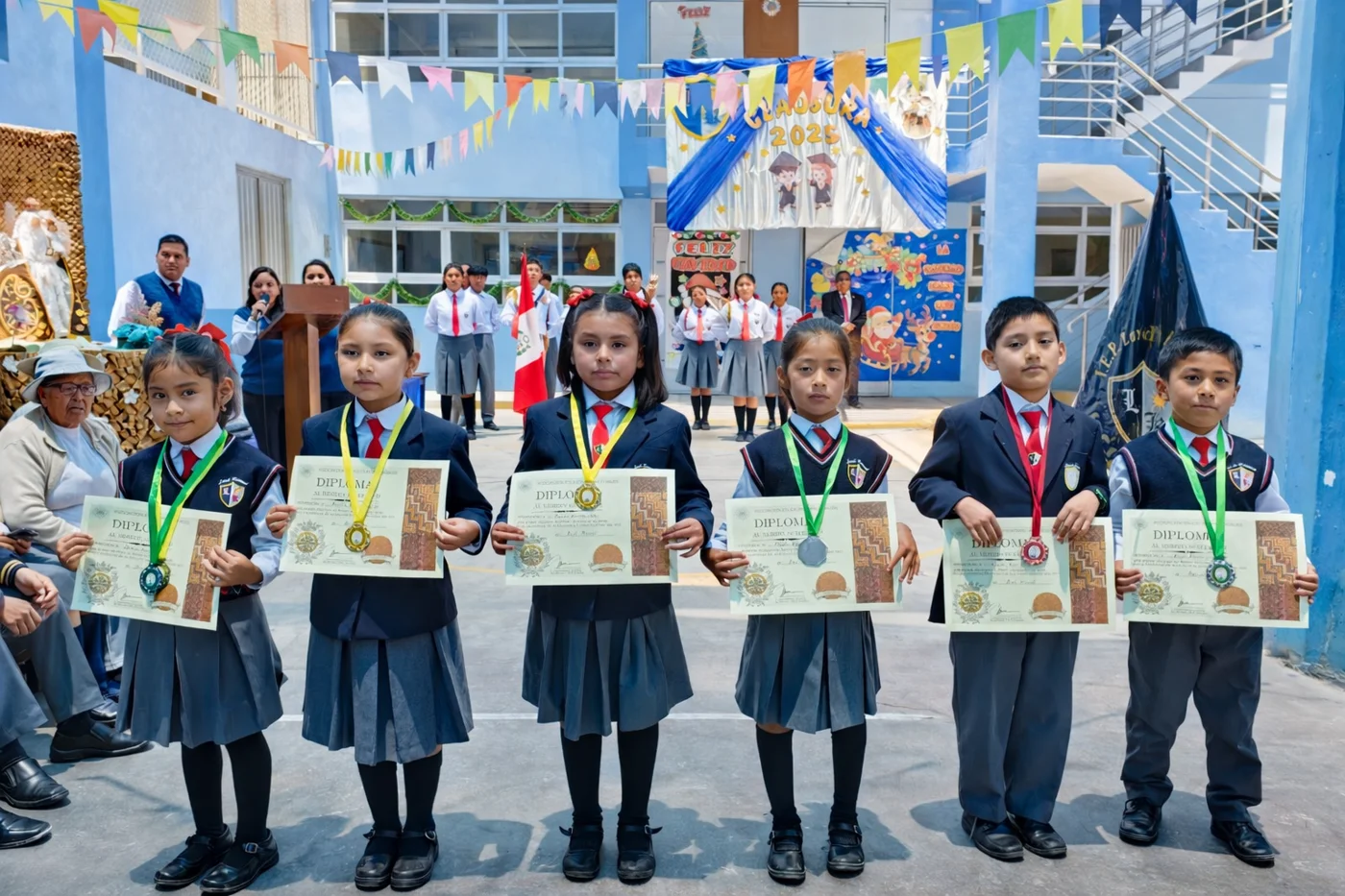 Reconocimiento a estudiantes por su esfuerzo académico